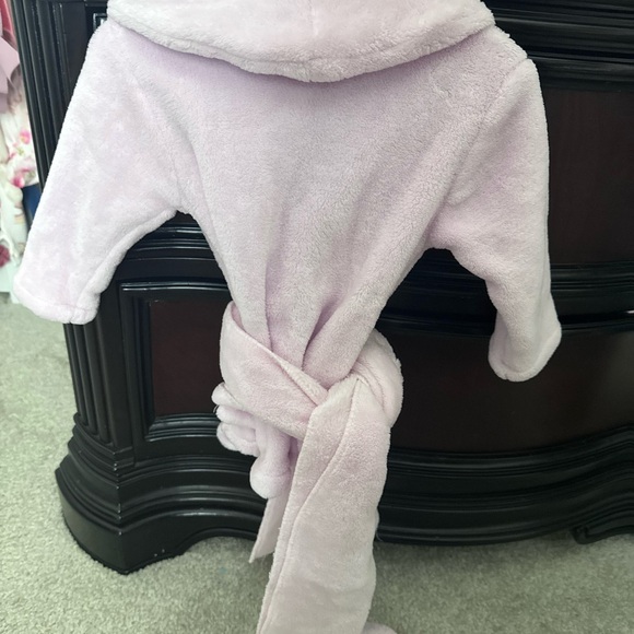 Cozy and Soft Pink Robe - Picture 2 of 2